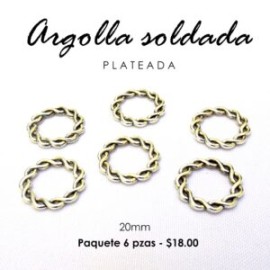 Argolla twist plateada 20mm