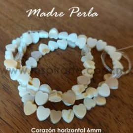 Madre perla, corazón 6mm (perforación horizontal)