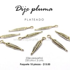 Dije pluma plateada 2.8 cms x .5 cms