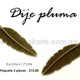 Dije pluma oro viejo 5.6 cms x 1.7 cms