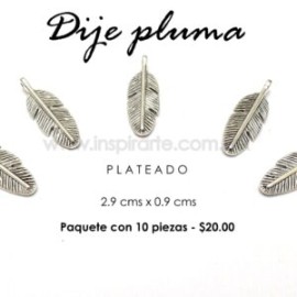 Dije pluma plateada 2.9 cms x 0.9 cms